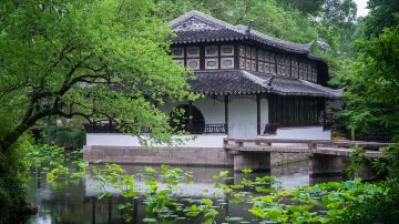上海+苏州+无锡+周庄+杭州+普陀山+绍兴10日9晚跟团游